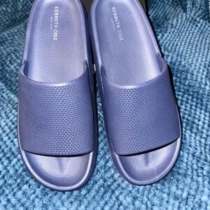 NIB Kenneth Cole Navy Slide Slide Sandals